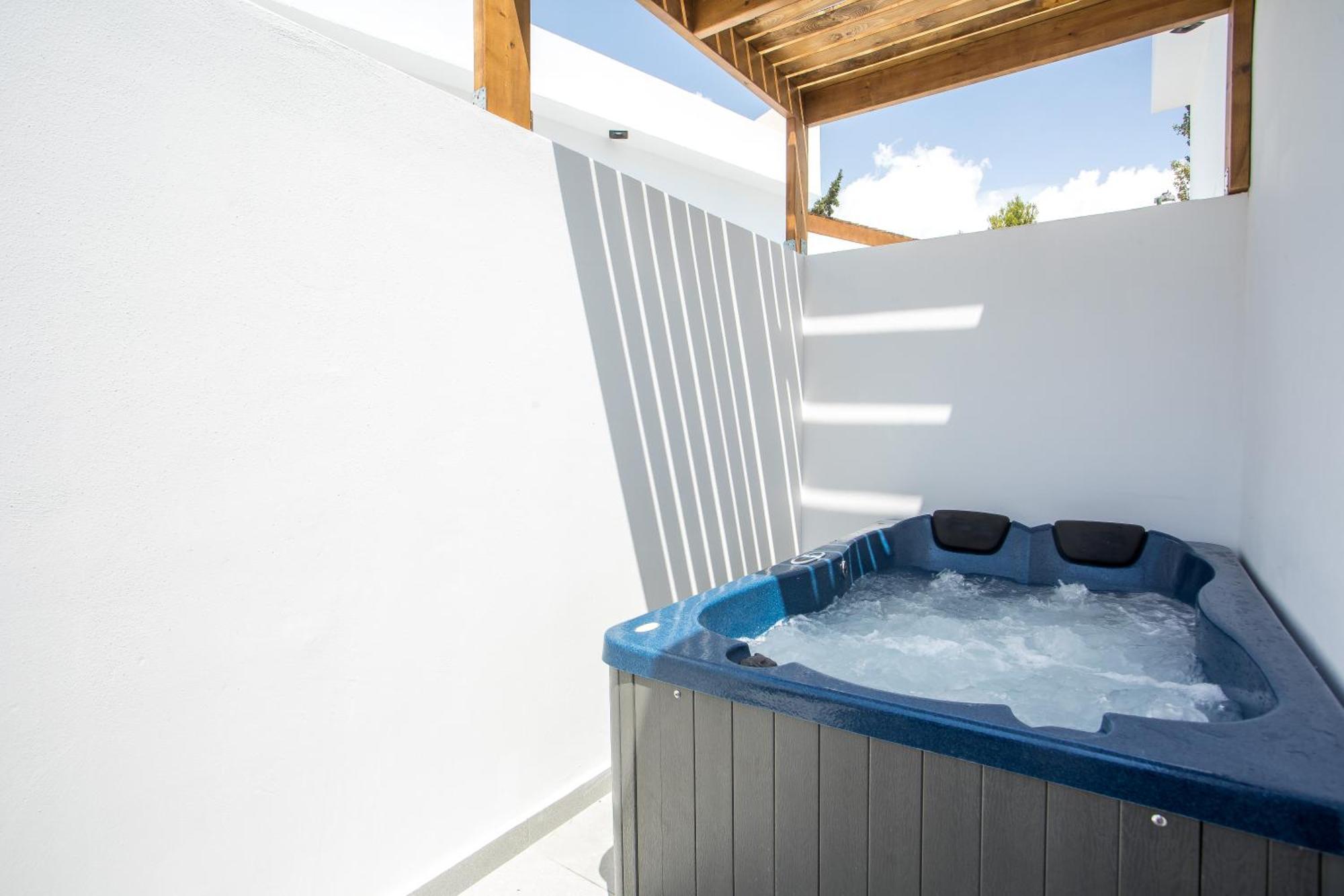 Calma Luxury Studios & Suites Faliraki Eksteriør bilde