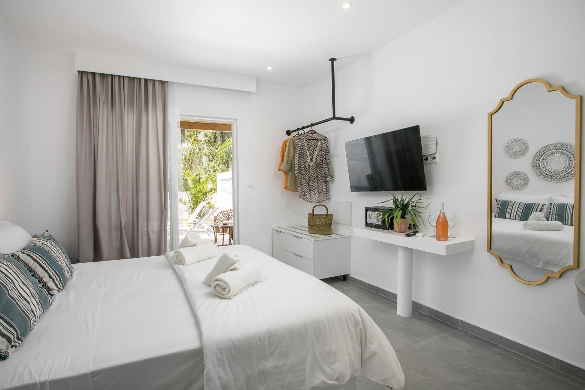 Calma Luxury Studios & Suites Faliraki Eksteriør bilde
