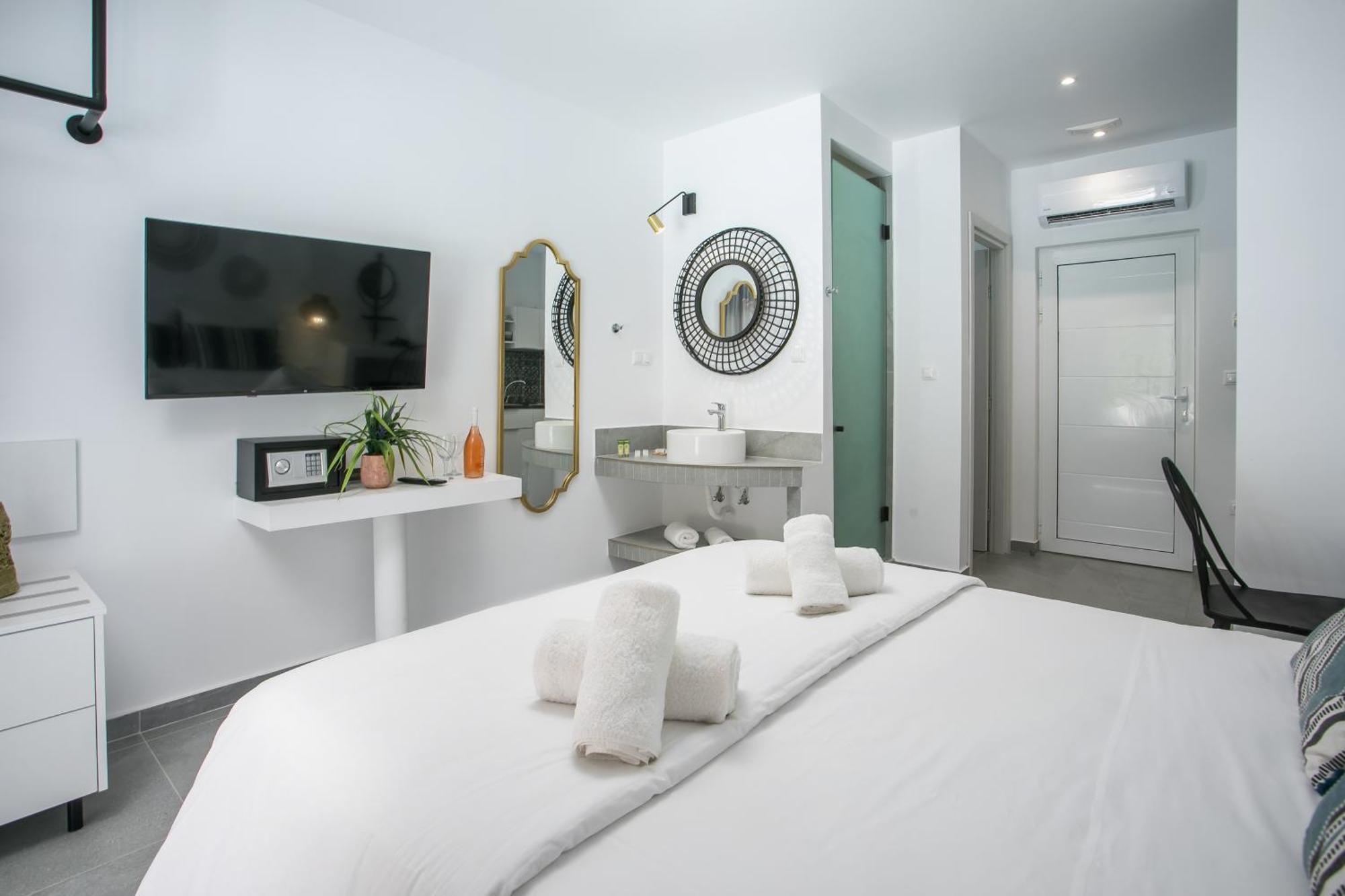 Calma Luxury Studios & Suites Faliraki Eksteriør bilde