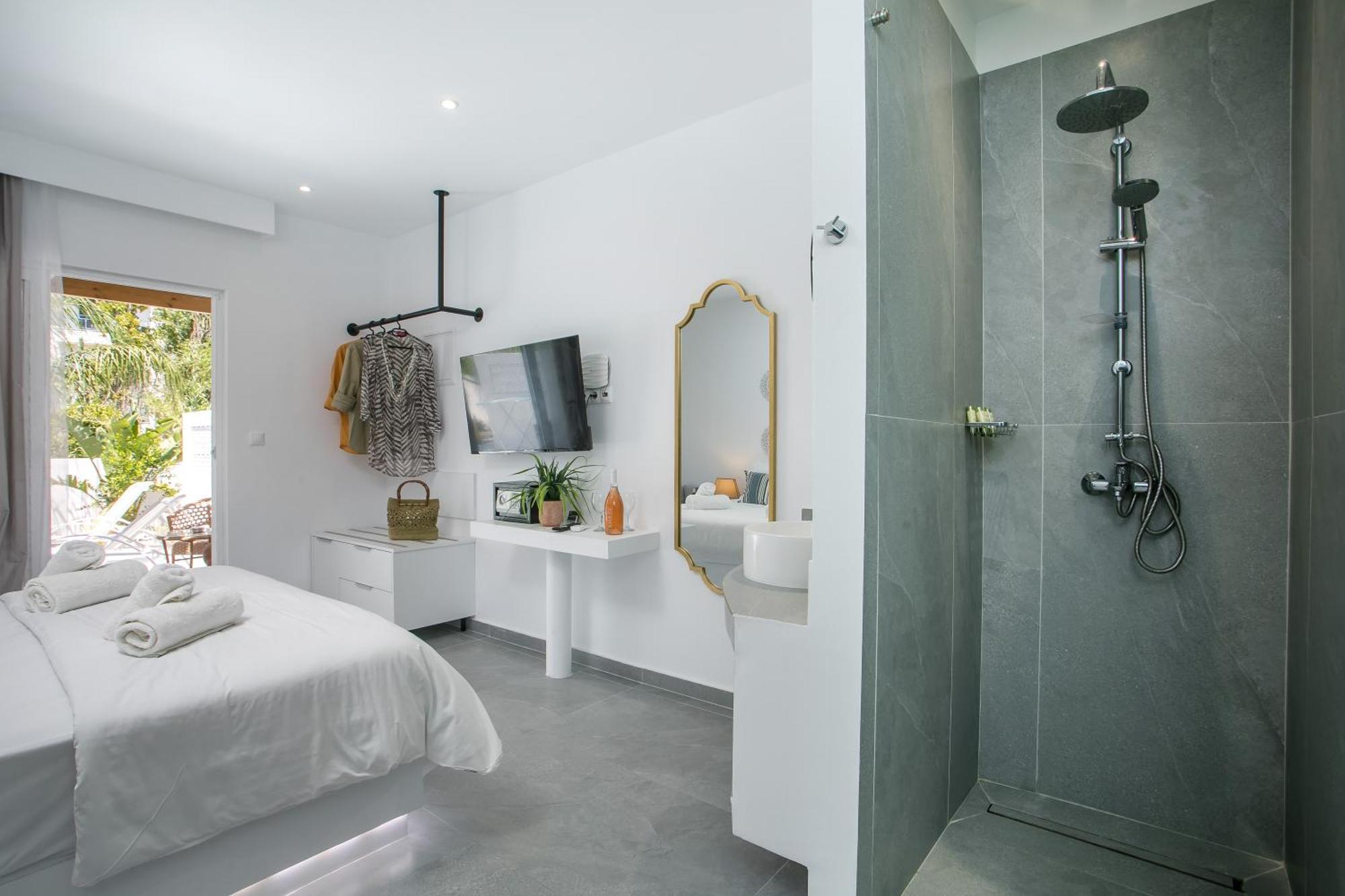 Calma Luxury Studios & Suites Faliraki Eksteriør bilde