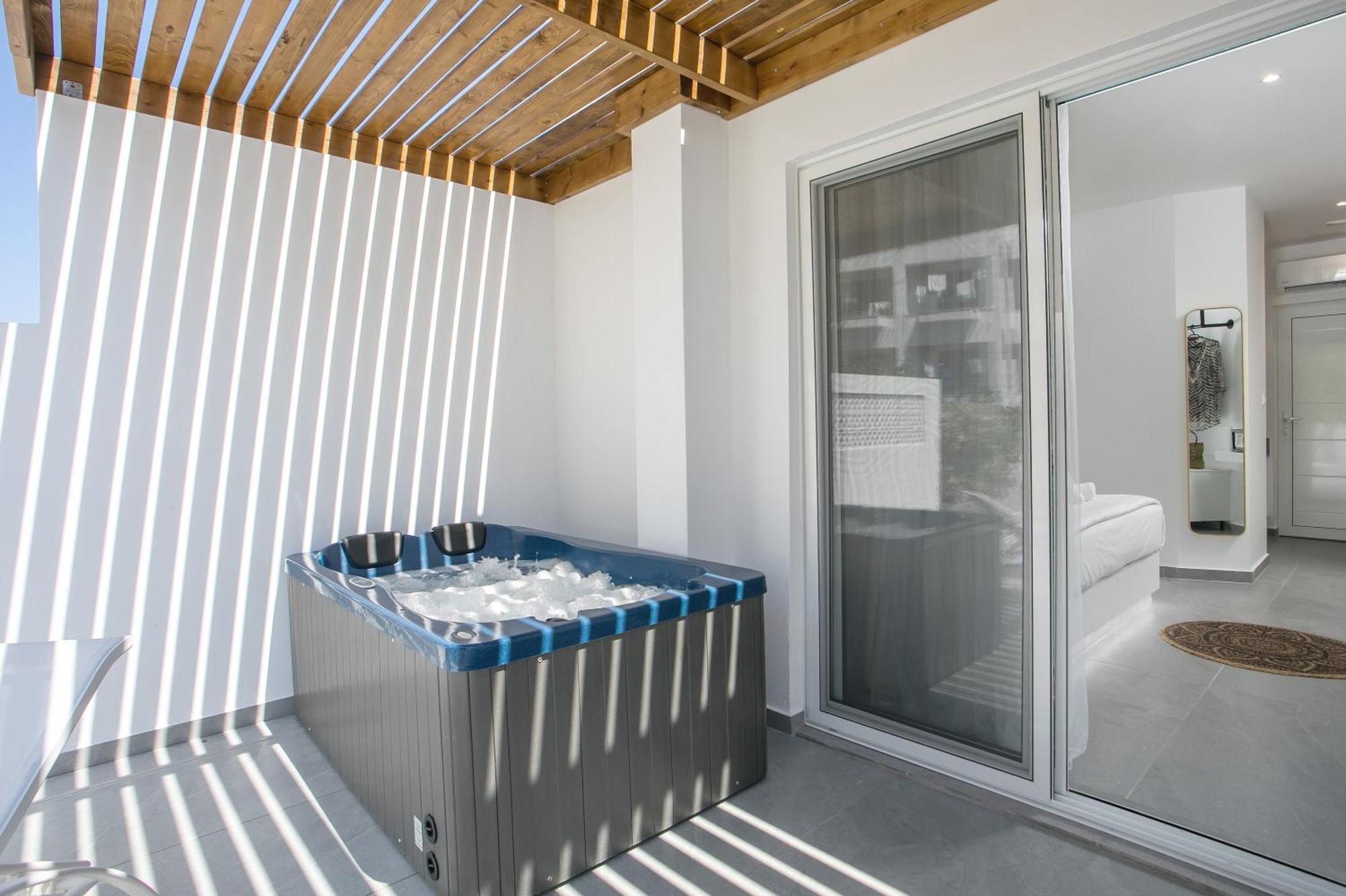 Calma Luxury Studios & Suites Faliraki Eksteriør bilde